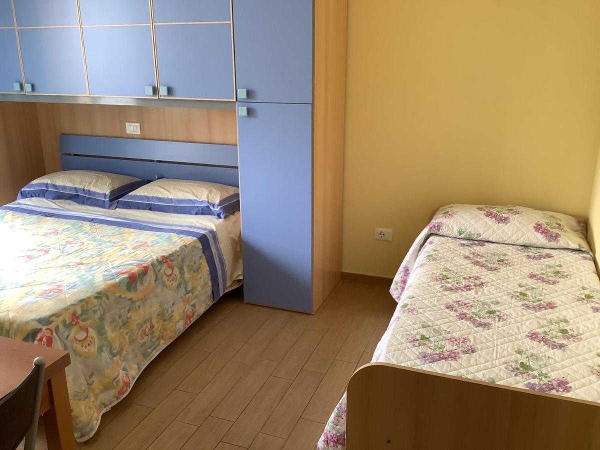 Отель Oasi Mare Нумана Экстерьер фото